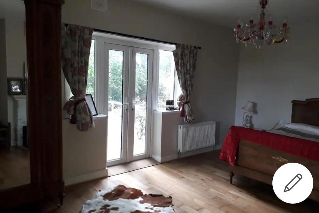 King Size Bed, Private Parking, Centrally Located Kilkenny Kültér fotó